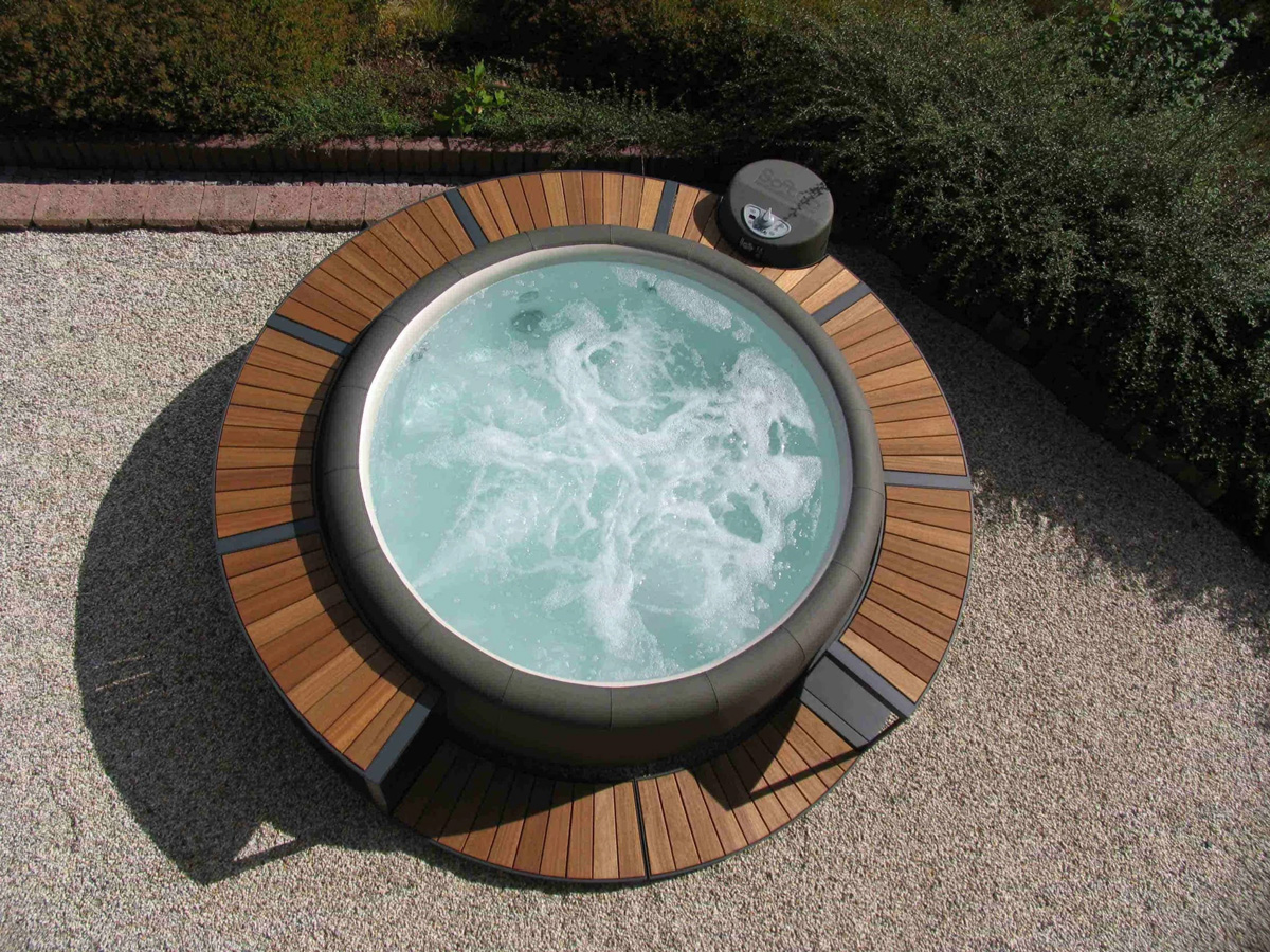 Auszeit - Relax at Home - Whirlpool Softub Poseidon
