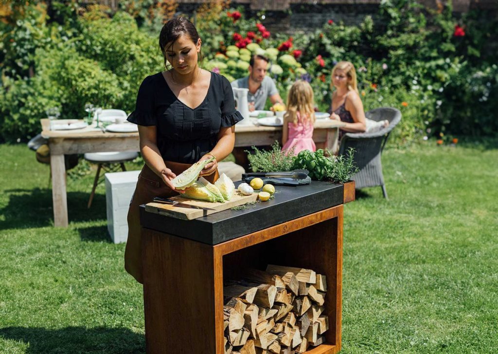 Auszeit - Relax at Home - Grills - Ofyr - Butcher Block Storage 90 Corten Keramik
