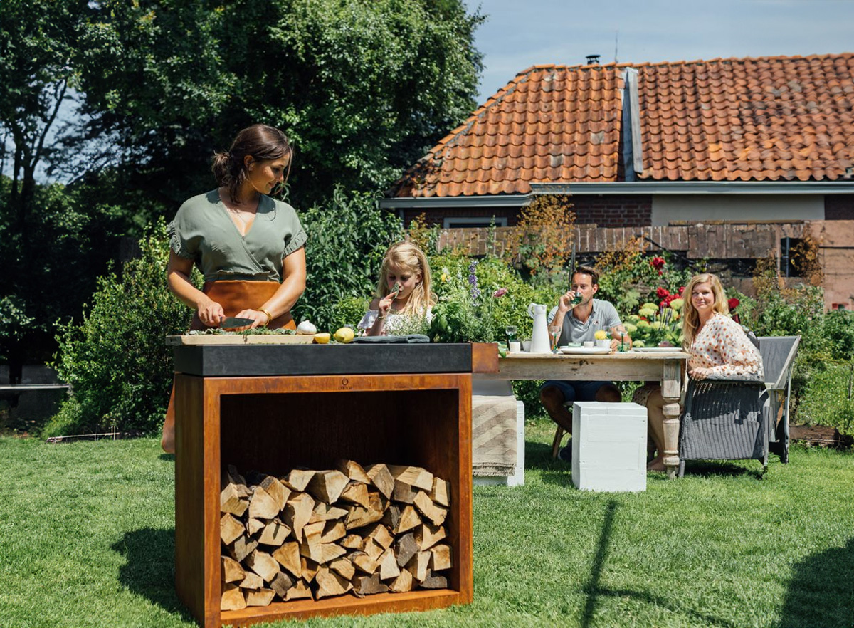 Auszeit - Relax at Home - Grills - Ofyr - Butcher Block Storage 90 Corten Keramik